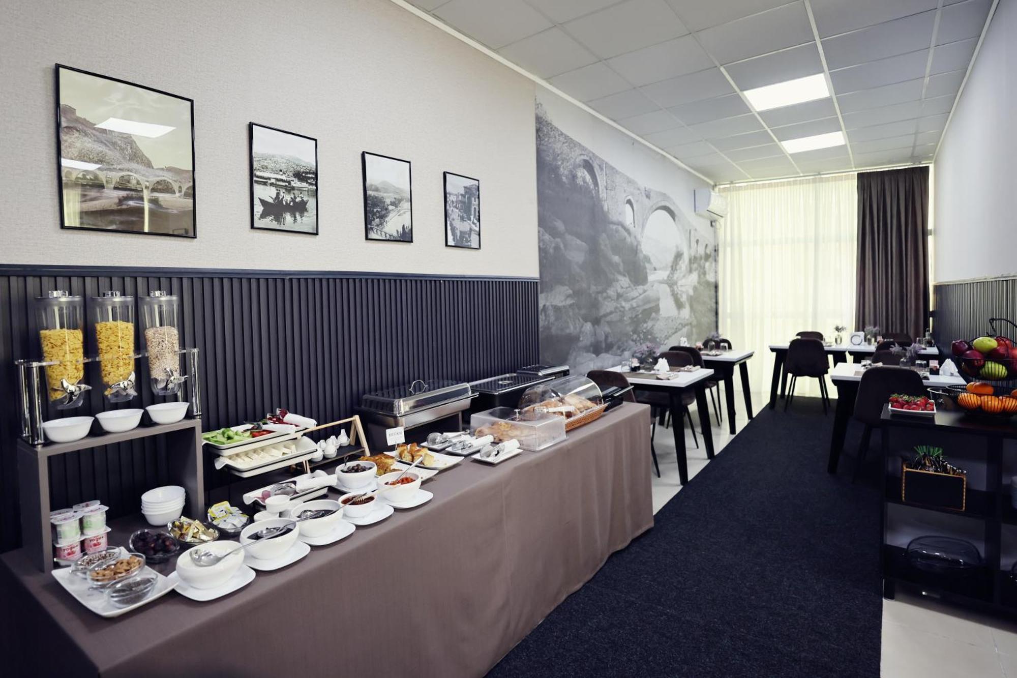 Hotel Dirista Shkodër 외부 사진